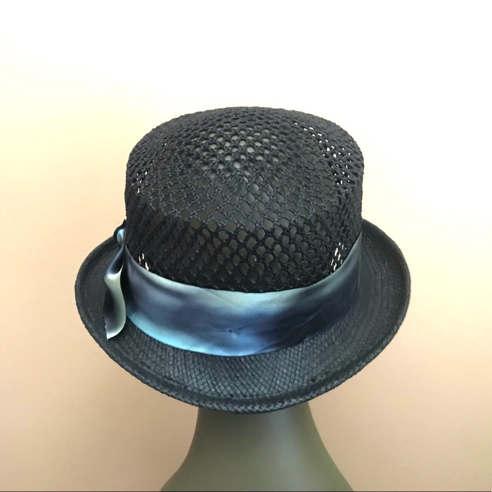 Top Hat - Picture 3 of 6